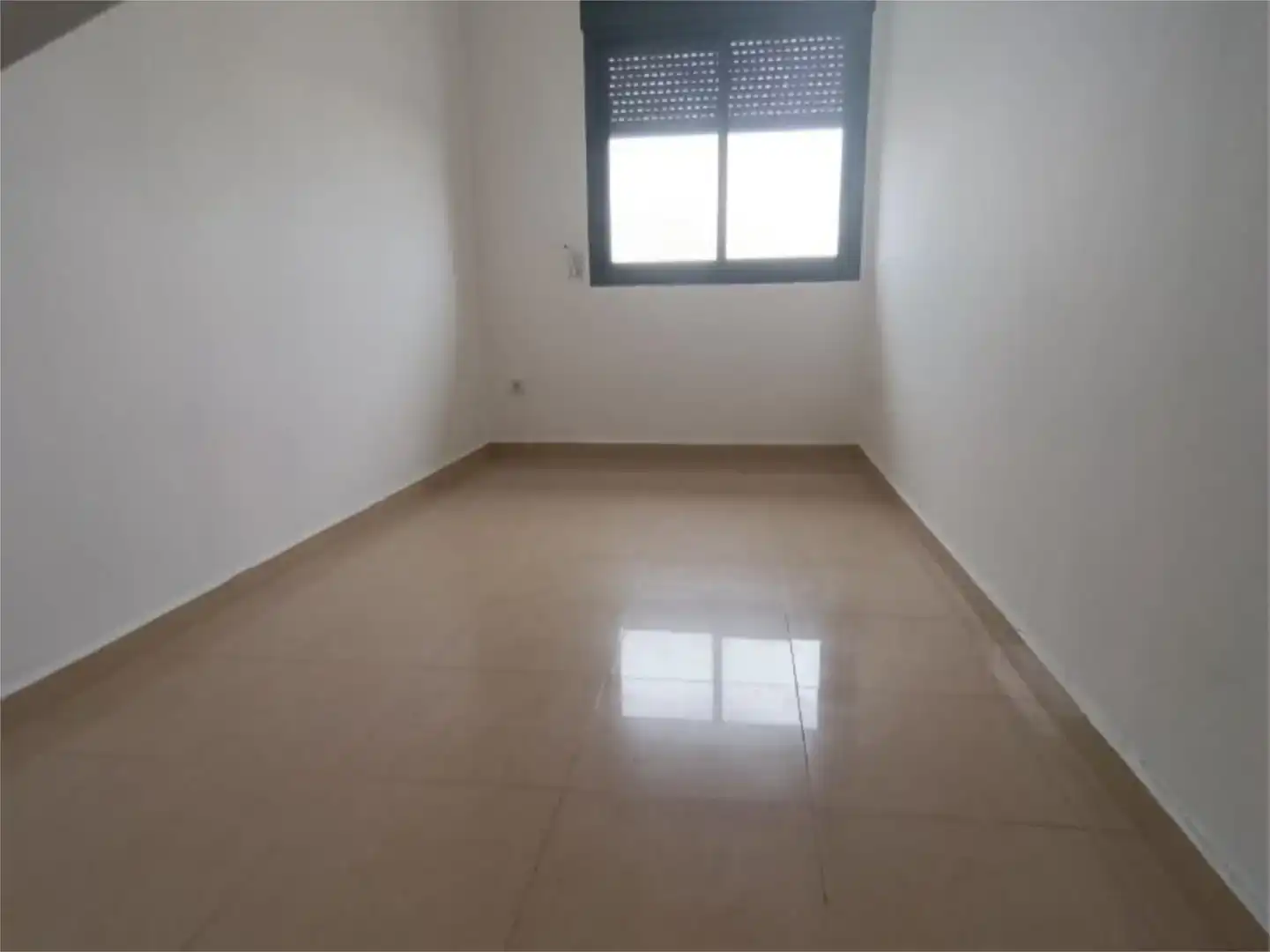 Schlafzimmer von Wohnung zur Miete in Torrent mit Klimaanlage, Schwimmbad und Balkon