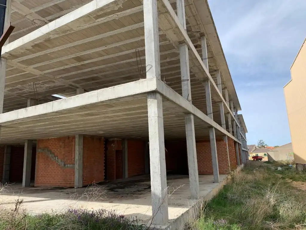 Vista exterior de Edificio en venta en Calvarrasa de Abajo