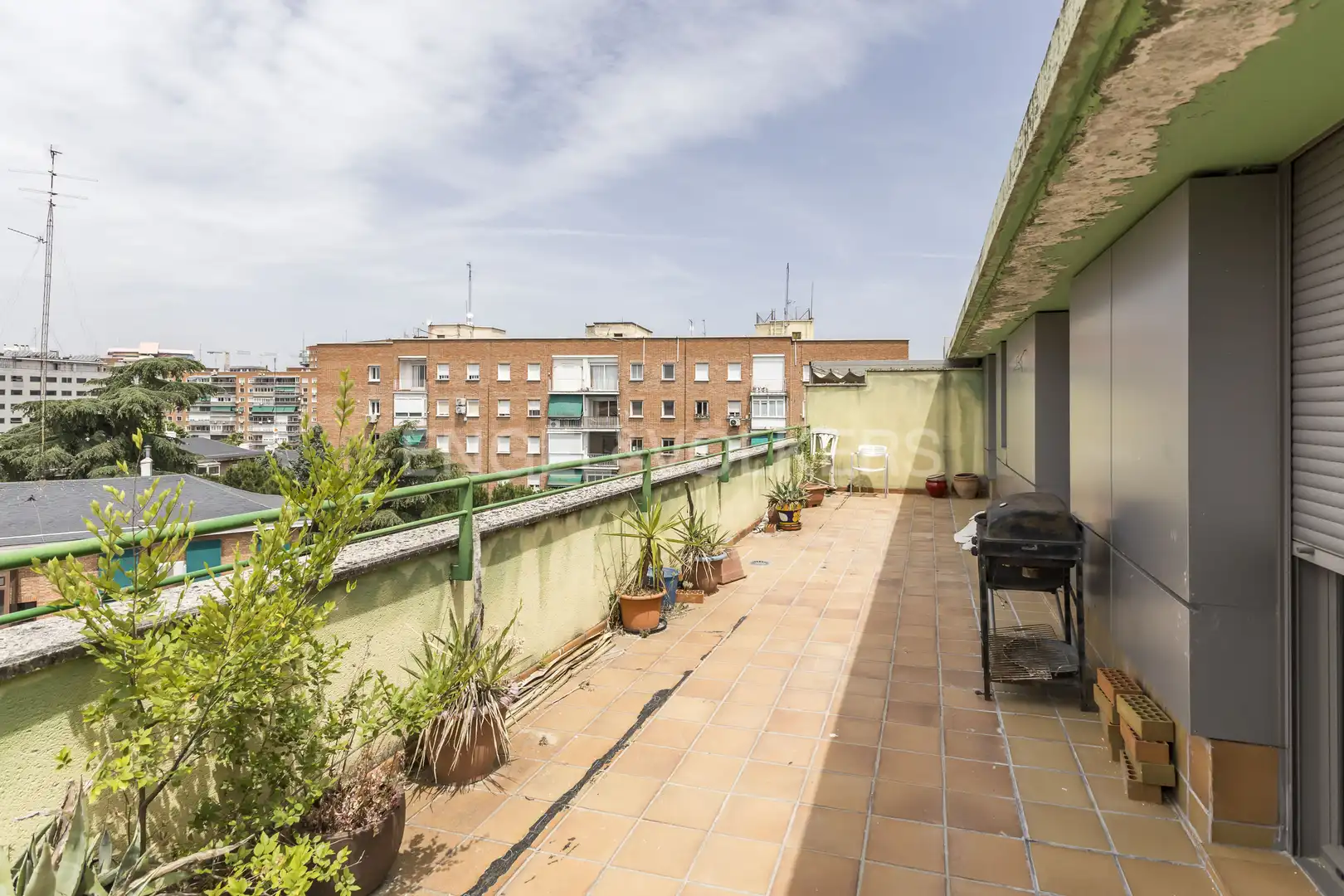 Terraza de Ático en venta en Madrid con Calefacción y Terraza