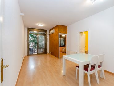 Wohnung mit Balkon zum Verkauf in Carrer de Rogent