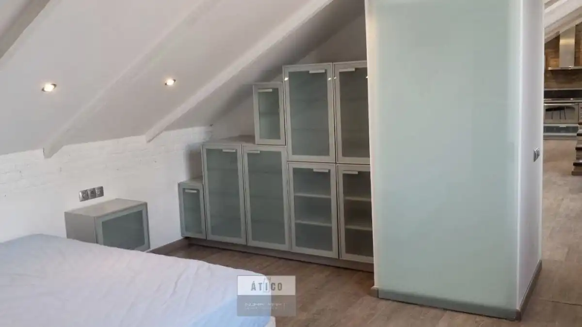 Schlafzimmer von Loft zur Miete in Barcelona mit Klimaanlage, Heizung und Privatgarten