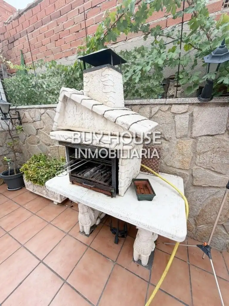 Casa a schiera con giardino in vendita a Numancia de la Sagra, imagen 4