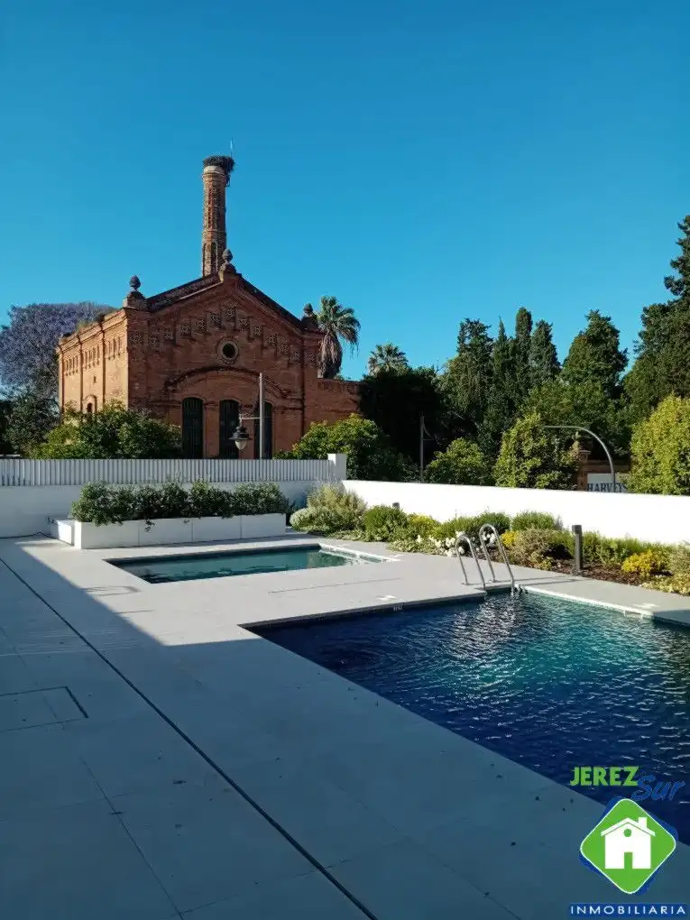 Piscina de Pis de lloguer en Jerez de la Frontera amb Aire condicionat, Calefacció i Terrassa