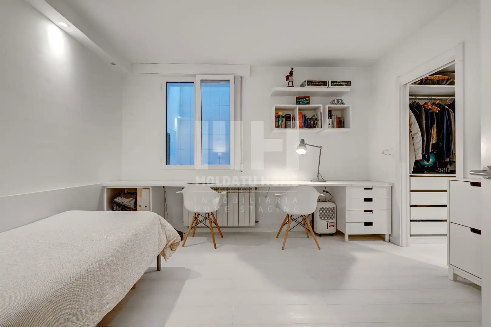 Schlafzimmer von Wohnung zur Miete in Donostia - San Sebastián  mit Heizung, Privatgarten und Terrasse