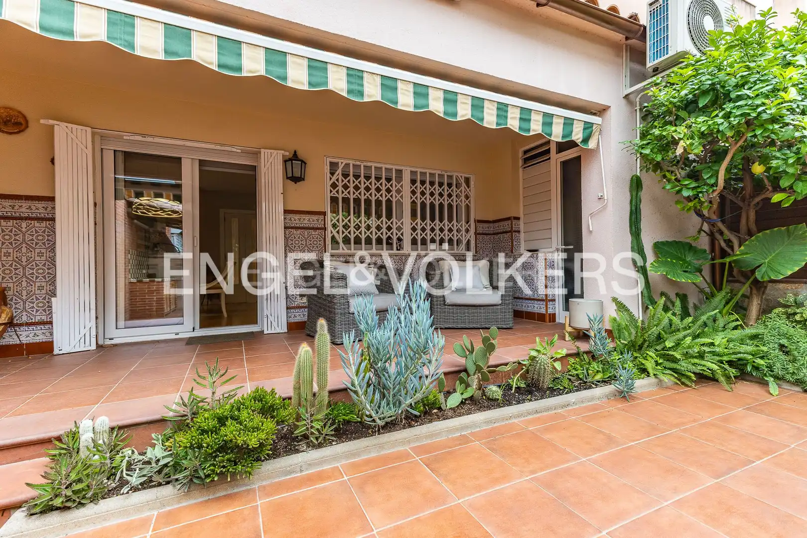 Terrassa de Casa o xalet en venda en Castellar del Vallès amb Aire condicionat, Calefacció i Jardí privat