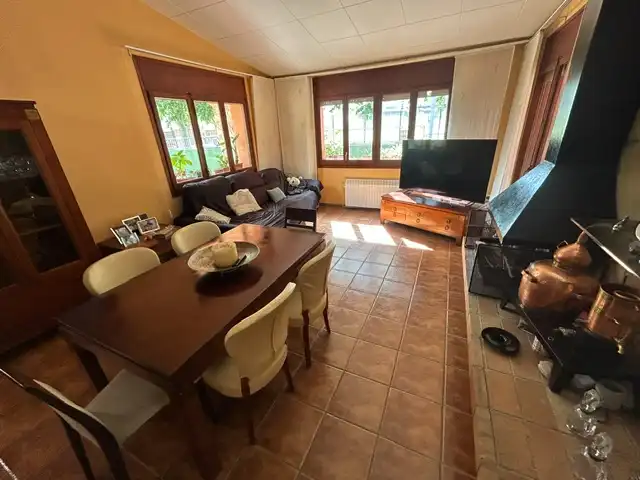 Sala de estar de Casa o chalet en venta en Santa Maria de Palautordera con Aire acondicionado, Calefacción y Jardín privado