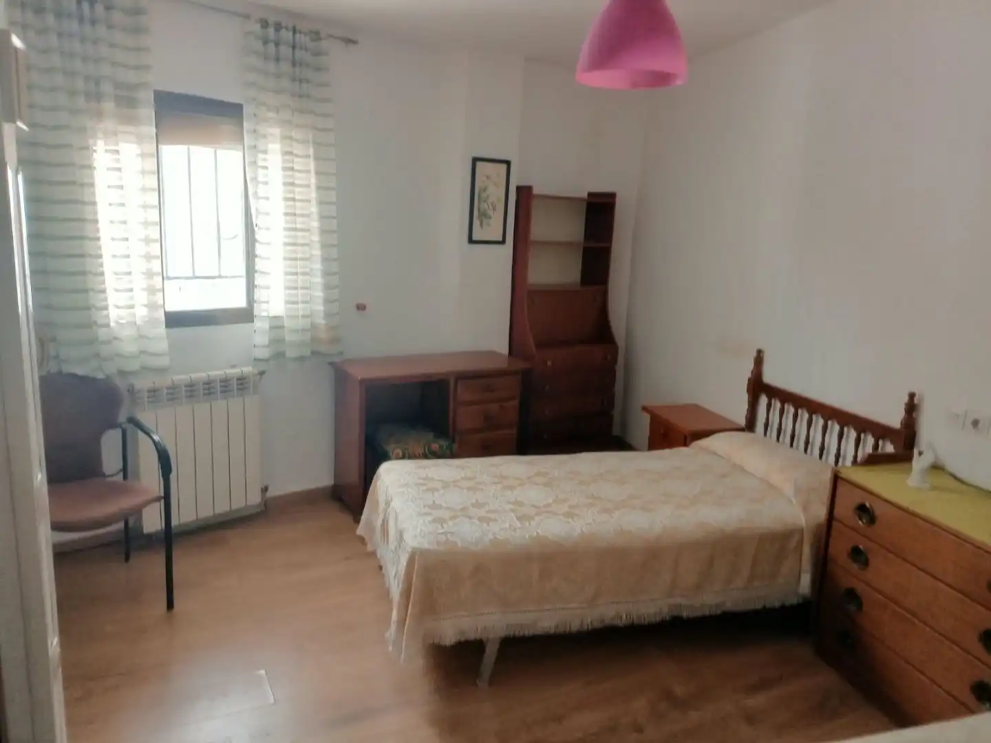 Dormitori de Casa o xalet en venda en Pastrana amb Terrassa i Balcó