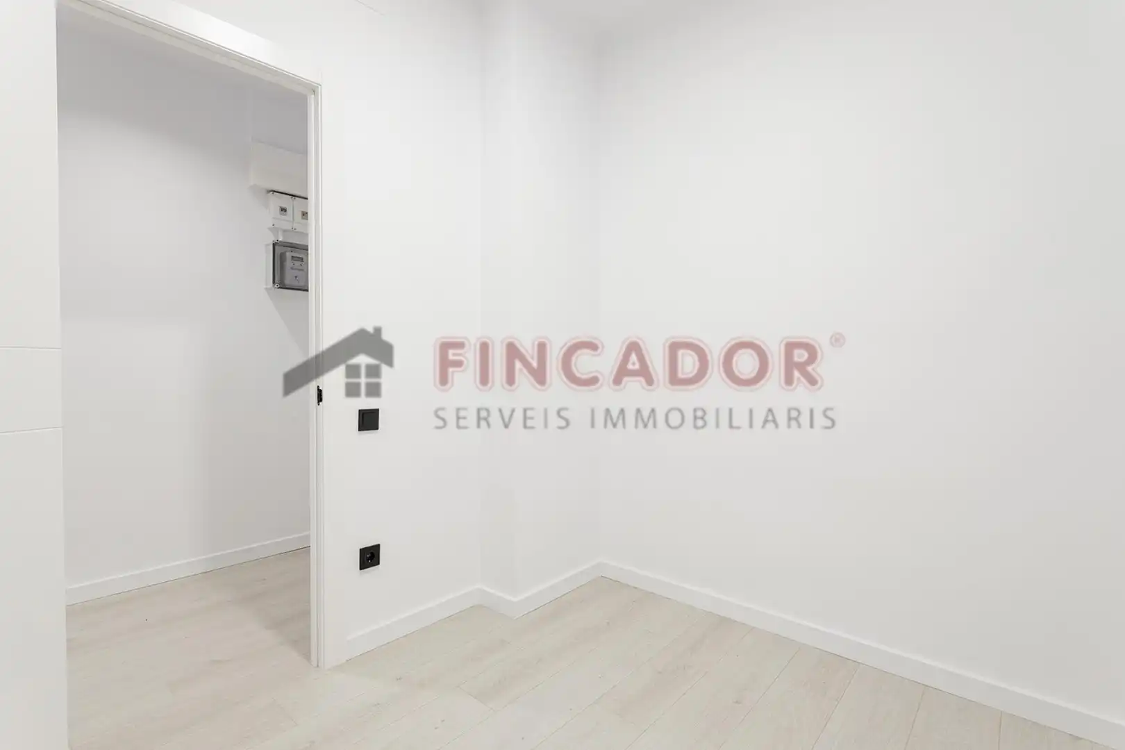Habitación de Piso en venta en Esplugues de Llobregat con Aire acondicionado, Calefacción y Parquet