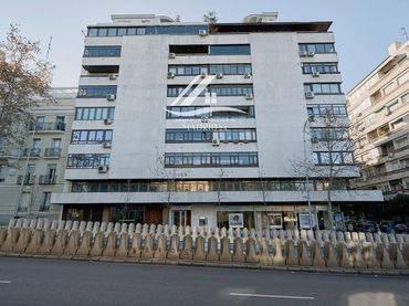 Piso con ascensor en venta en Calle de María de Molina