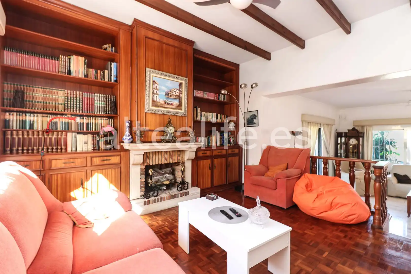 Living room of Houses for sale in L'Alfàs del Pi  with Air Conditioner, Heating and Private garden