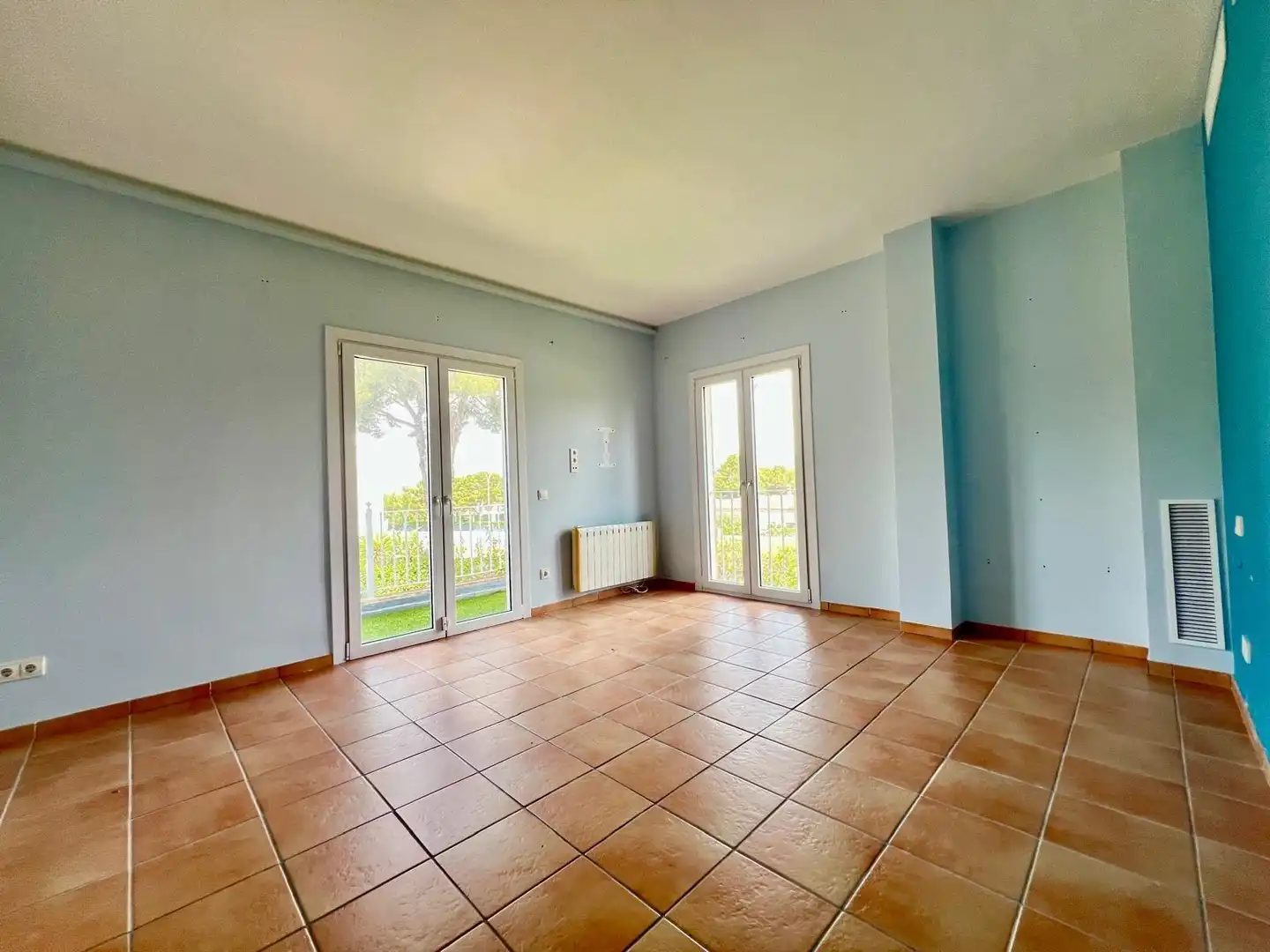 Living room of Houses for sale in Calvià  with Air Conditioner, Terrace and Swimming Pool