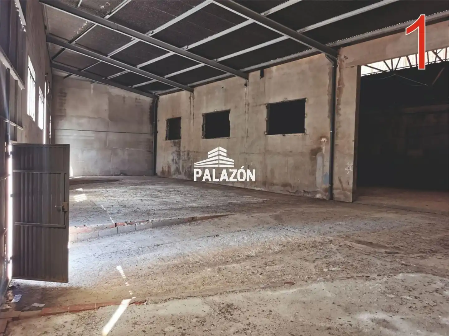 Nave industrial en venta en Conde de Vallellano, imagen 2