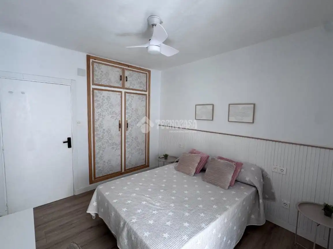 Bedroom of Flat for rent in León Capital   with Heating, Parquet flooring and Terrace