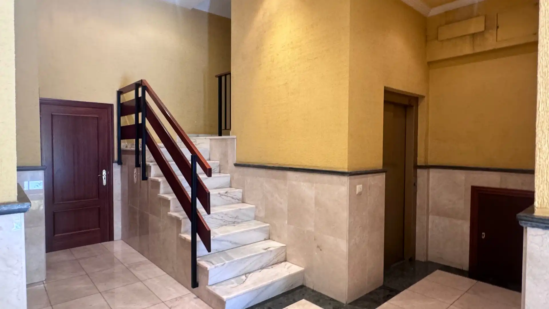Apartamento en venta en Gijón  con Calefacción, Parquet y Trastero
