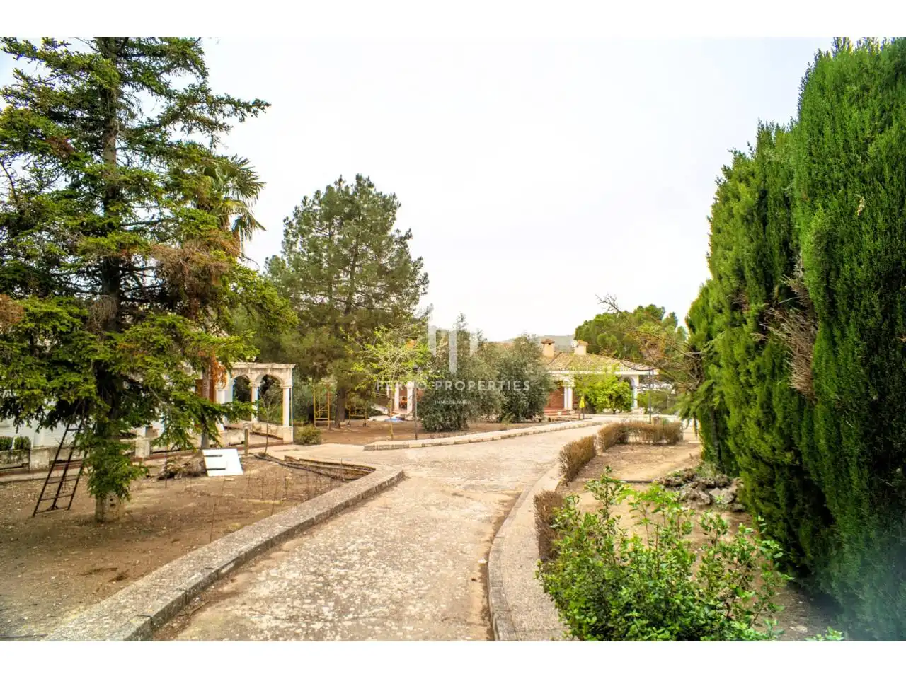 Jardí de Finca rústica en venda en Loja amb Aire condicionat, Calefacció i Jardí privat