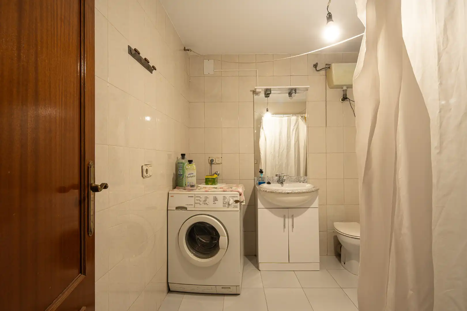 Badezimmer von Einfamilien-Reihenhaus zum Verkauf in Granada mit Klimaanlage, Privatgarten und Terrasse