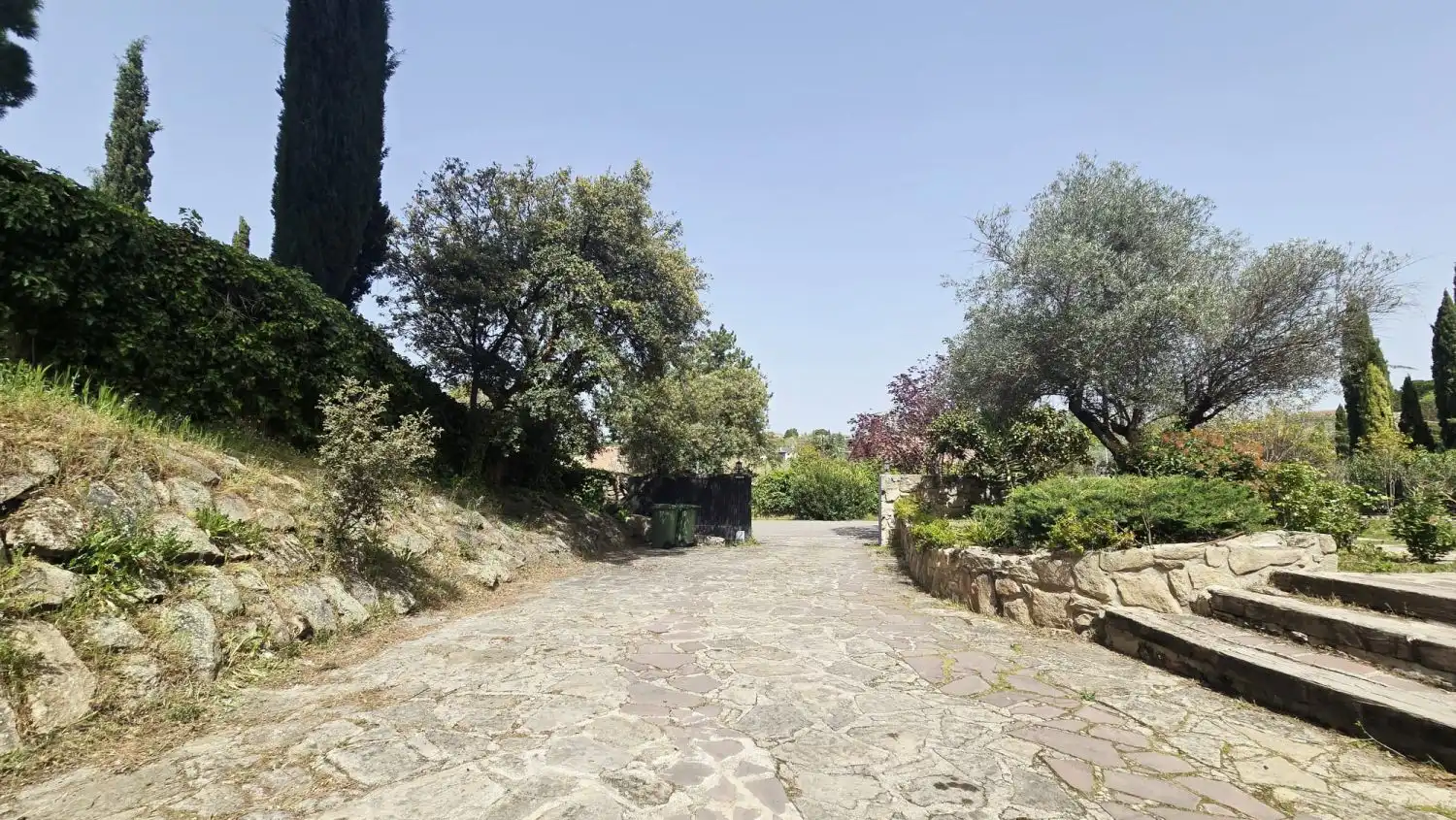 Vista exterior de Casa o xalet de lloguer en Algete amb Calefacció, Terrassa i Traster