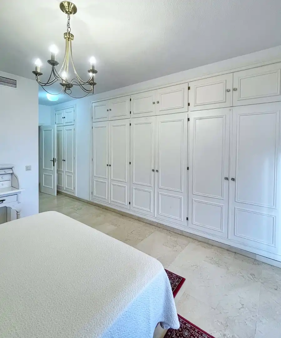 Bedroom of Apartments for rent in Marbella  with Air Conditioner, Terrace and Furnished