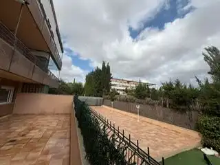 Vista exterior de Piso en venta en Cuarte de Huerva, Zaragoza