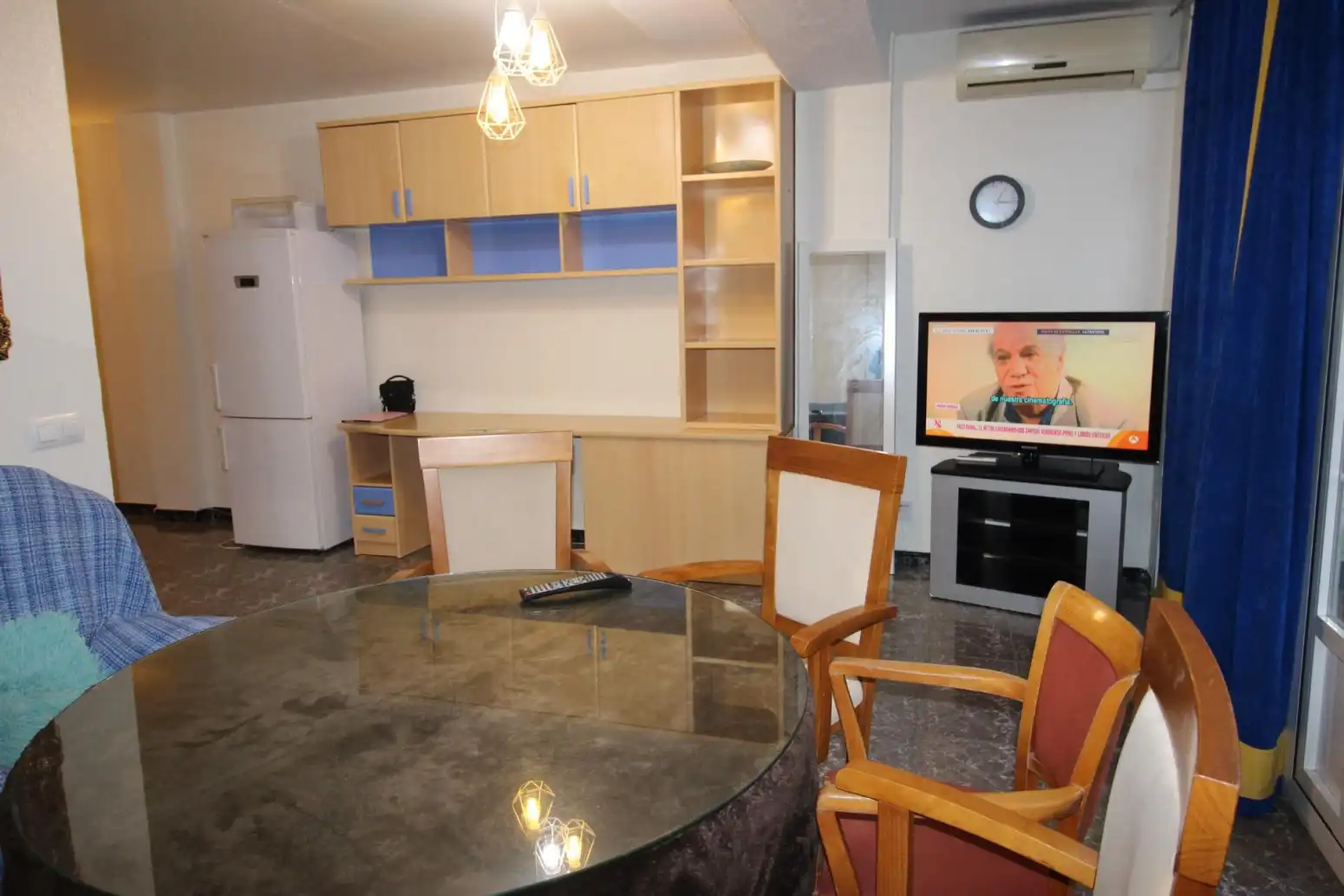Sala de estar de Casa o chalet de alquiler en La Garrovilla  con Aire acondicionado y Parquet