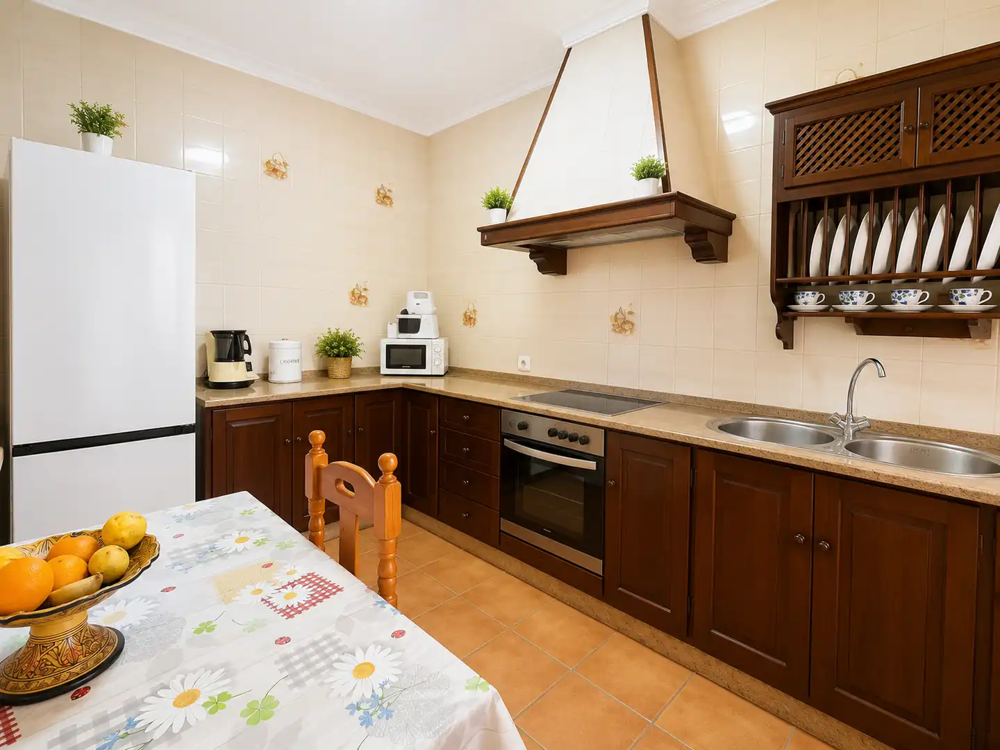 Kitchen of Houses for sale in Chipiona