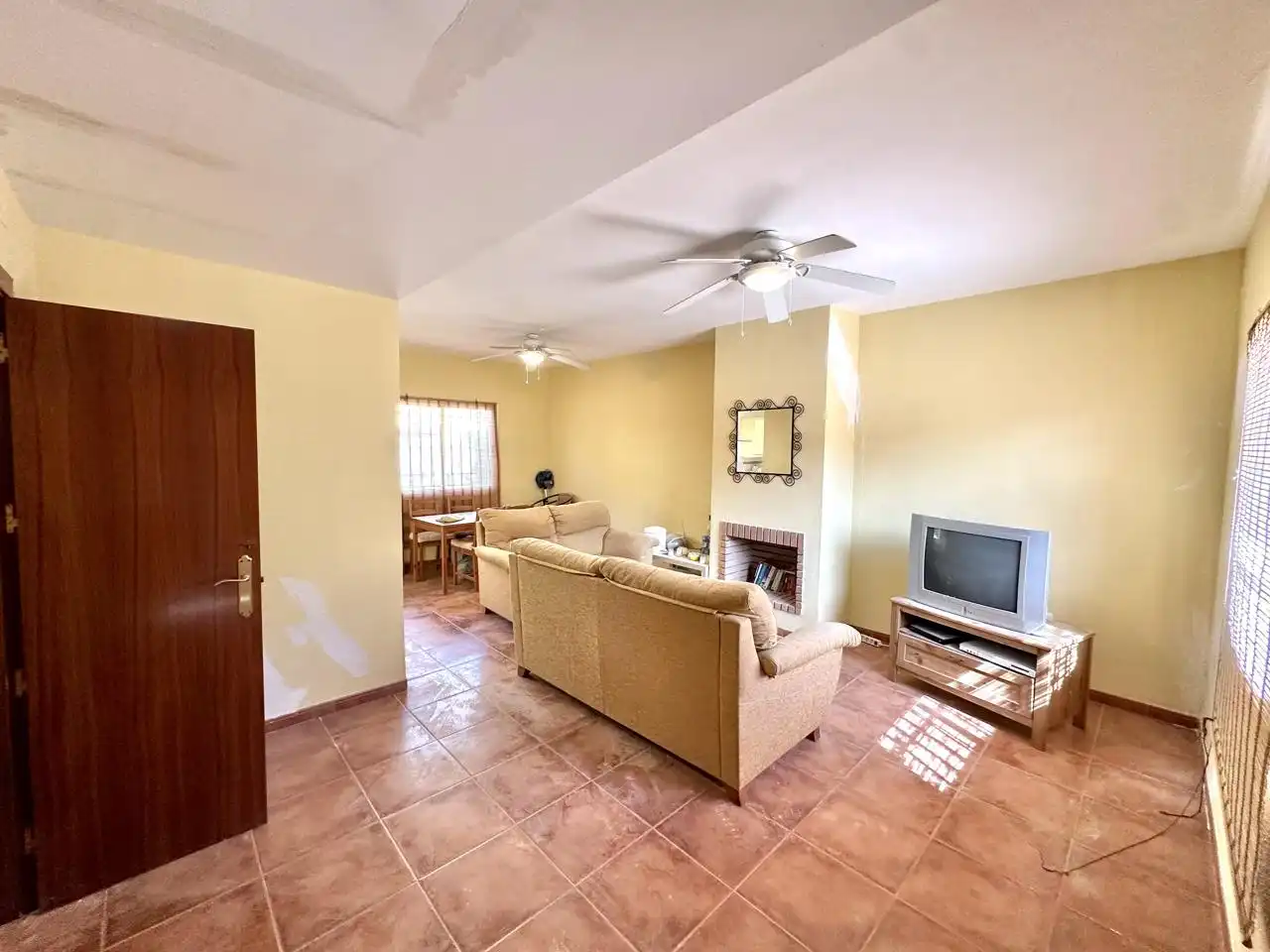 Adosado con piscina en venta en Fuente de Piedra, imagen 2