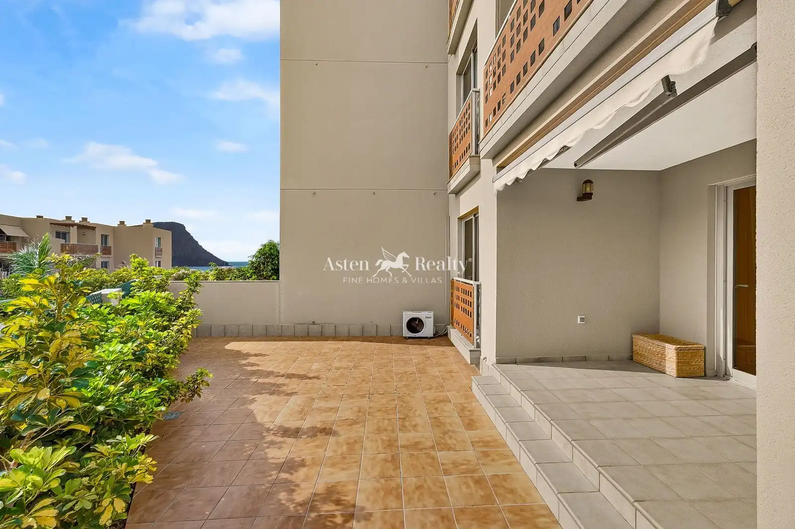 Terrace of Flat for sale in Granadilla de Abona  with Air Conditioner, Private garden and Terrace