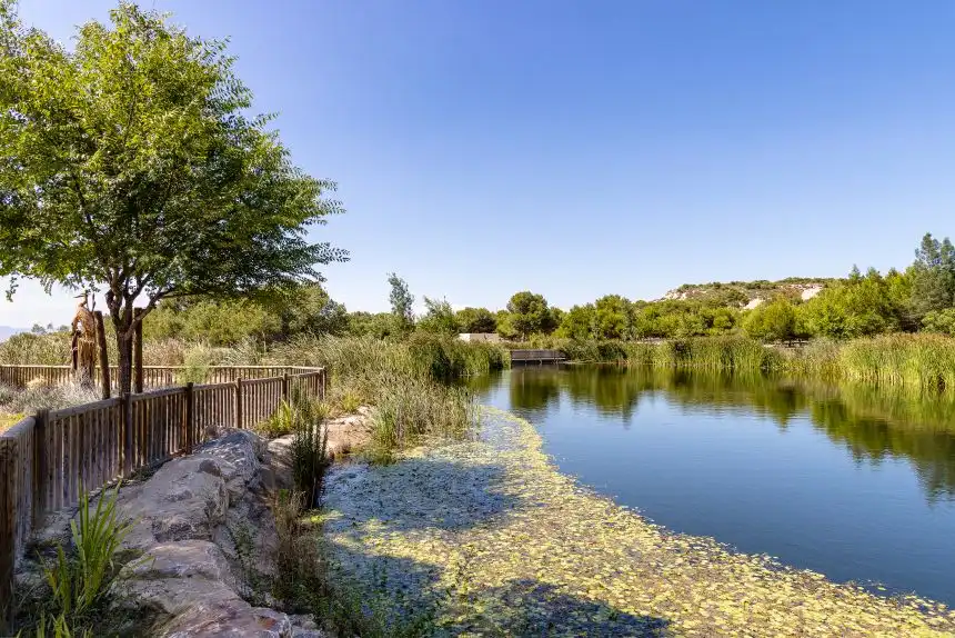 Vista exterior de Nau industrial en venda en Rojales