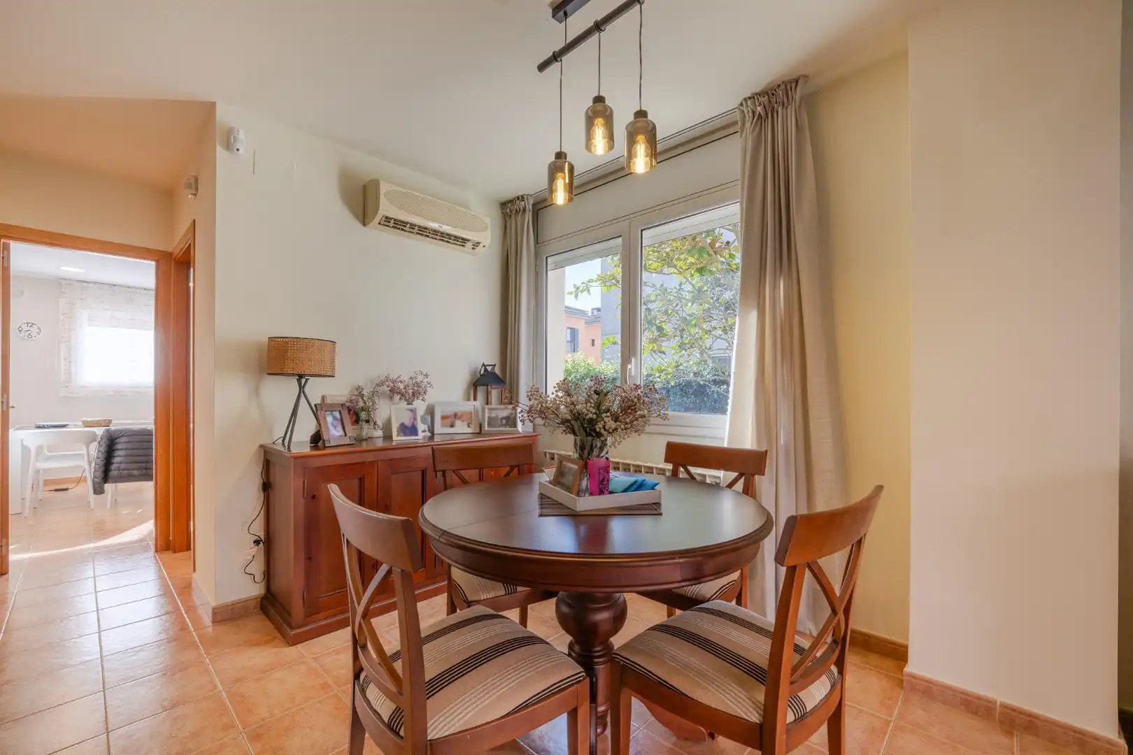 Comedor de Casa adosada en venta en Fornells de la Selva con Aire acondicionado, Calefacción y Jardín privado