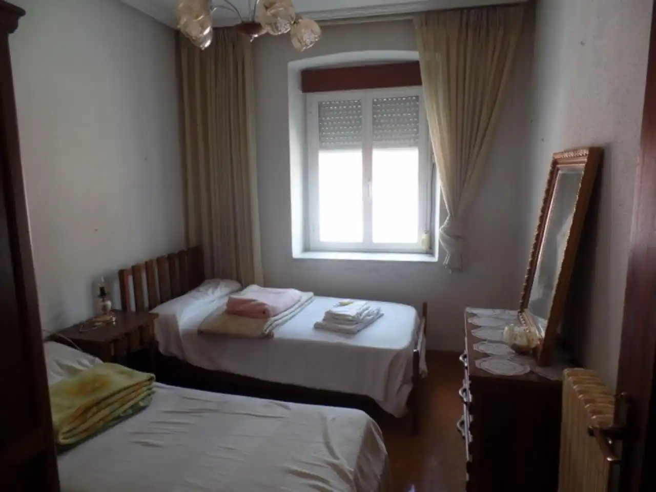 Bedroom of Apartments for sale in La Pola de Gordón   with Heating