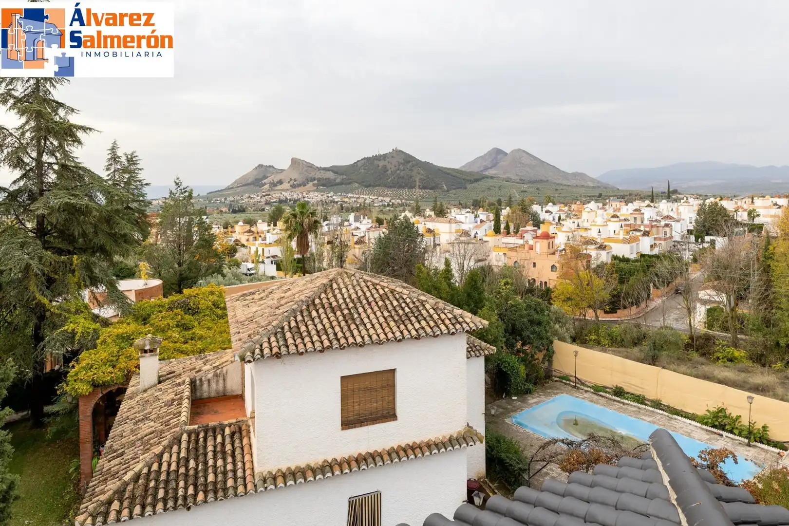Houses for sale in Calle MISTRAL(C.DEL AIRE I), Albolote