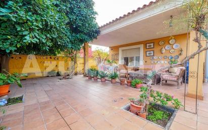 Jardí de Casa o xalet en venda en Alicante / Alacant amb Aire condicionat i Terrassa