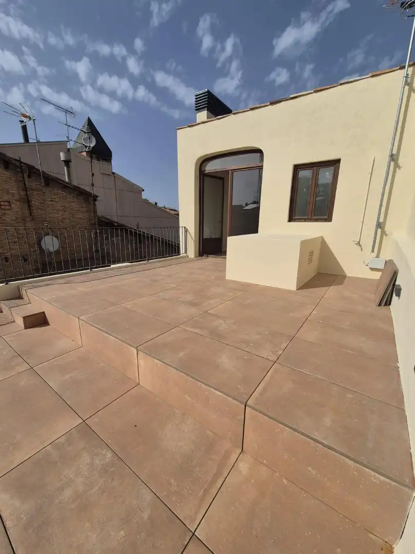 Terrassa de Dúplex en venda en Vic amb Calefacció, Parquet i Terrassa