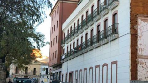 Foto 3 de Edificio en venta en C/ Julio Burell, Centro ciudad, Linares