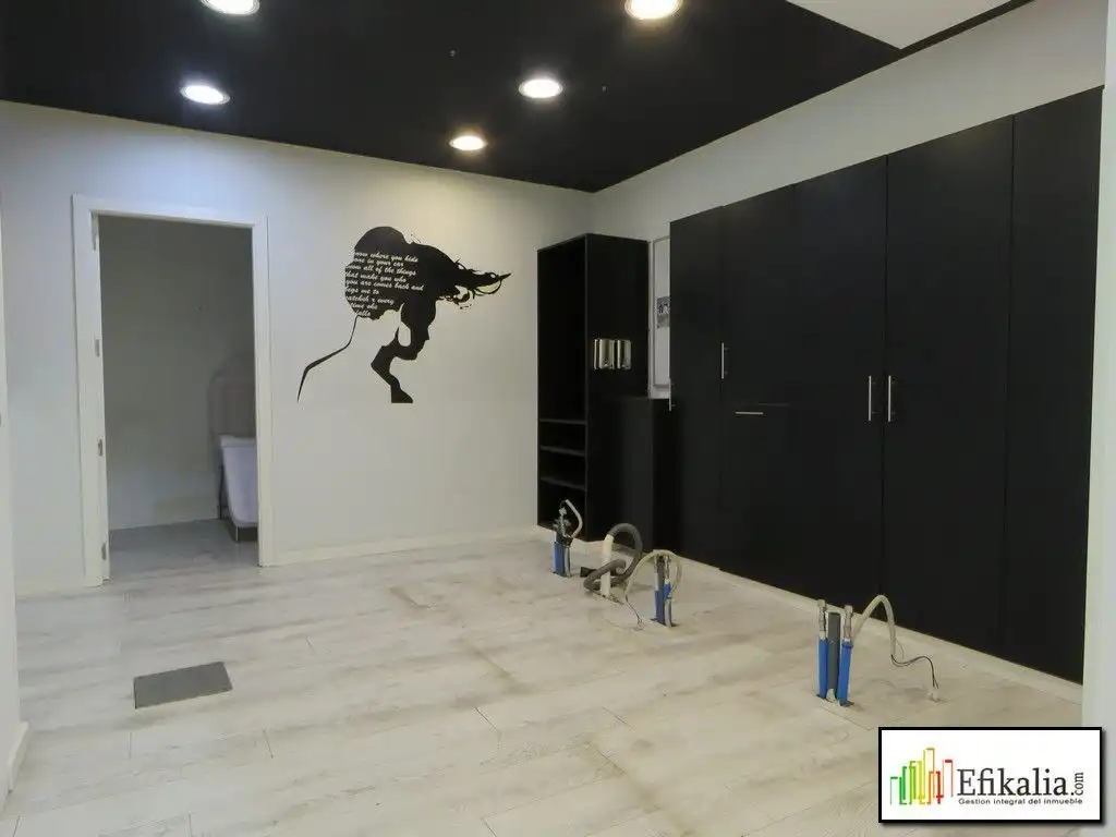 Local comercial en venda a Korreo 15, imagen 9