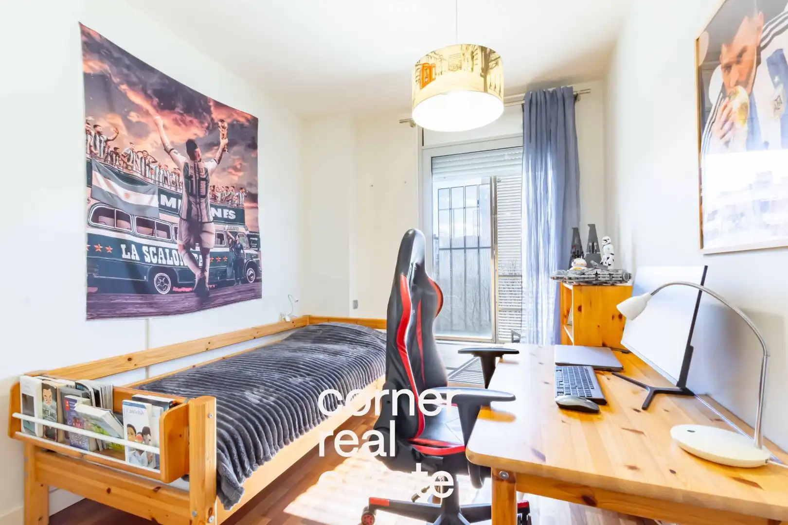 Exterior view of Flat for sale in Sant Cugat del Vallès  with Air Conditioner, Heating and Parquet flooring