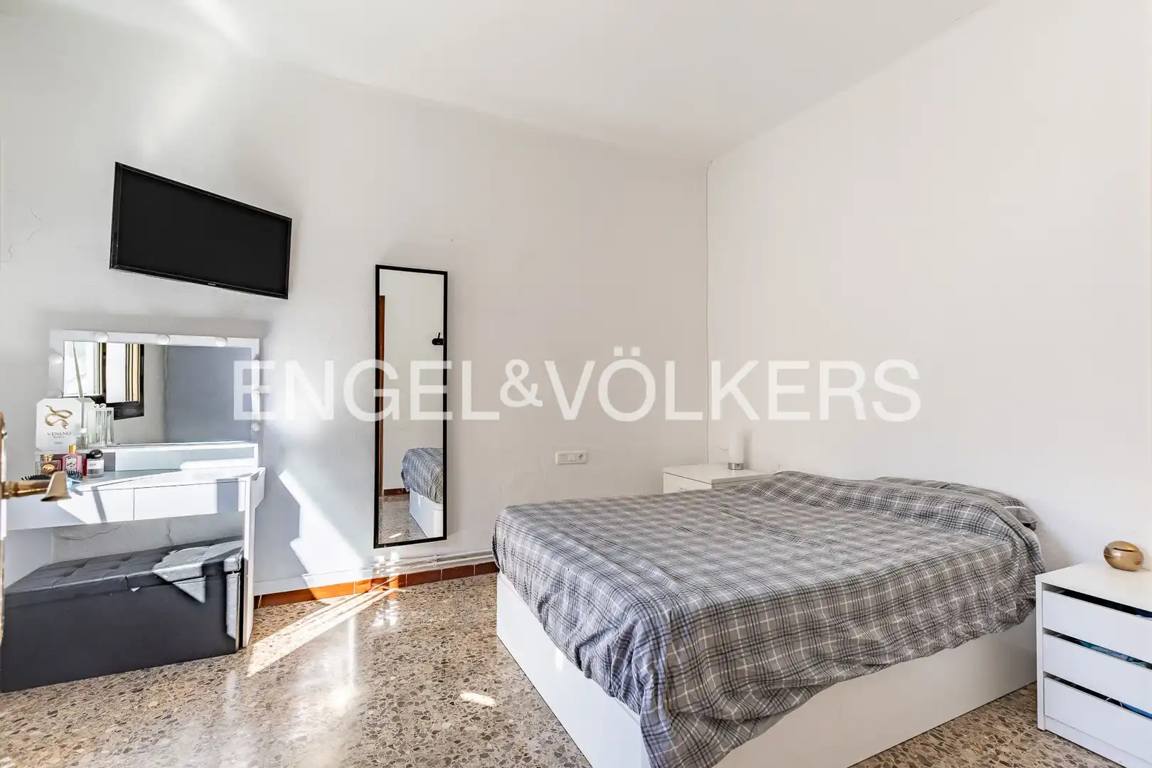Dormitori de Casa o xalet en venda en Sabadell amb Calefacció, Jardí privat i Terrassa