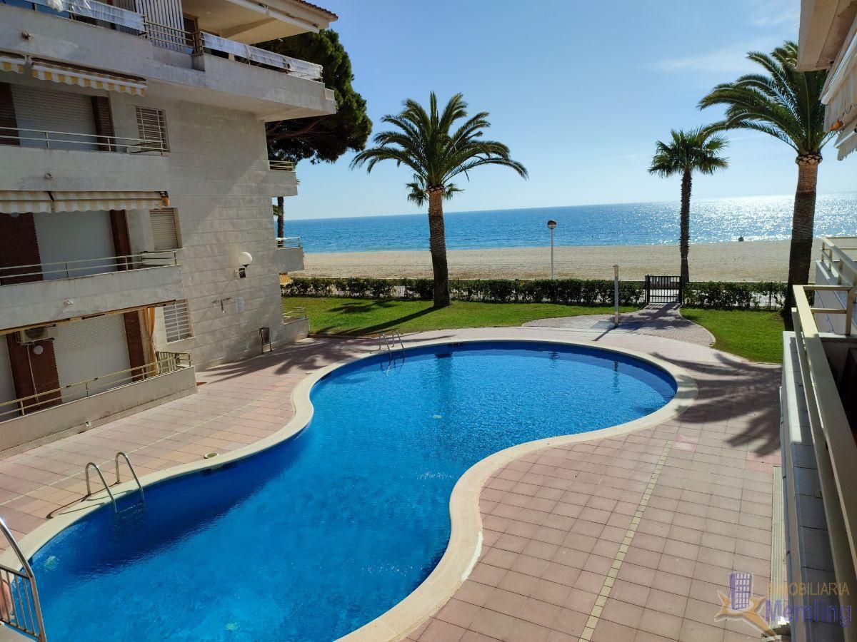 Swimming pool of Apartment to rent in Cambrils  with Air Conditioner, Heating and Terrace