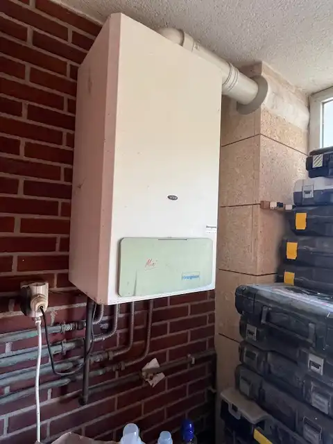 Vista exterior de Dúplex en venta en Piélagos con Calefacción, Trastero y Horno