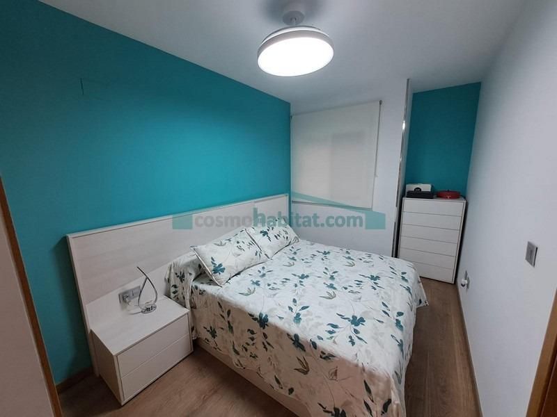 Dormitori de Pis en venda en Castalla amb Parquet, Moblat i Balcó