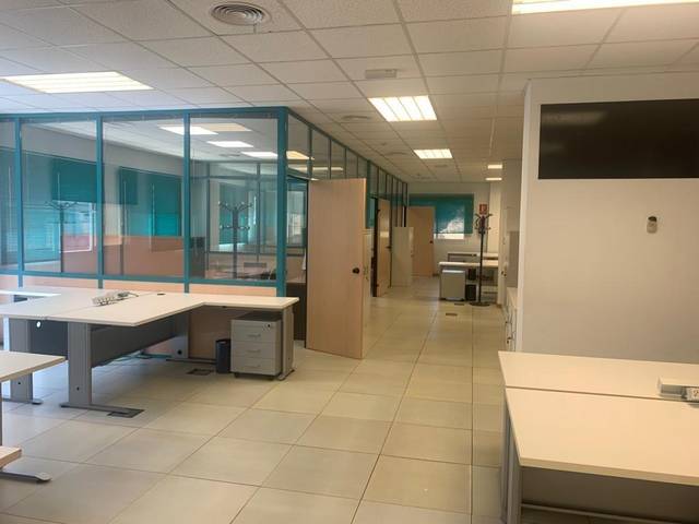 Oficina en Venta en Colores -  Entreparques