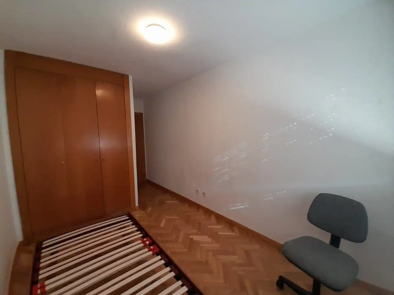 Schlafzimmer von Wohnung zum Verkauf in Villaverde