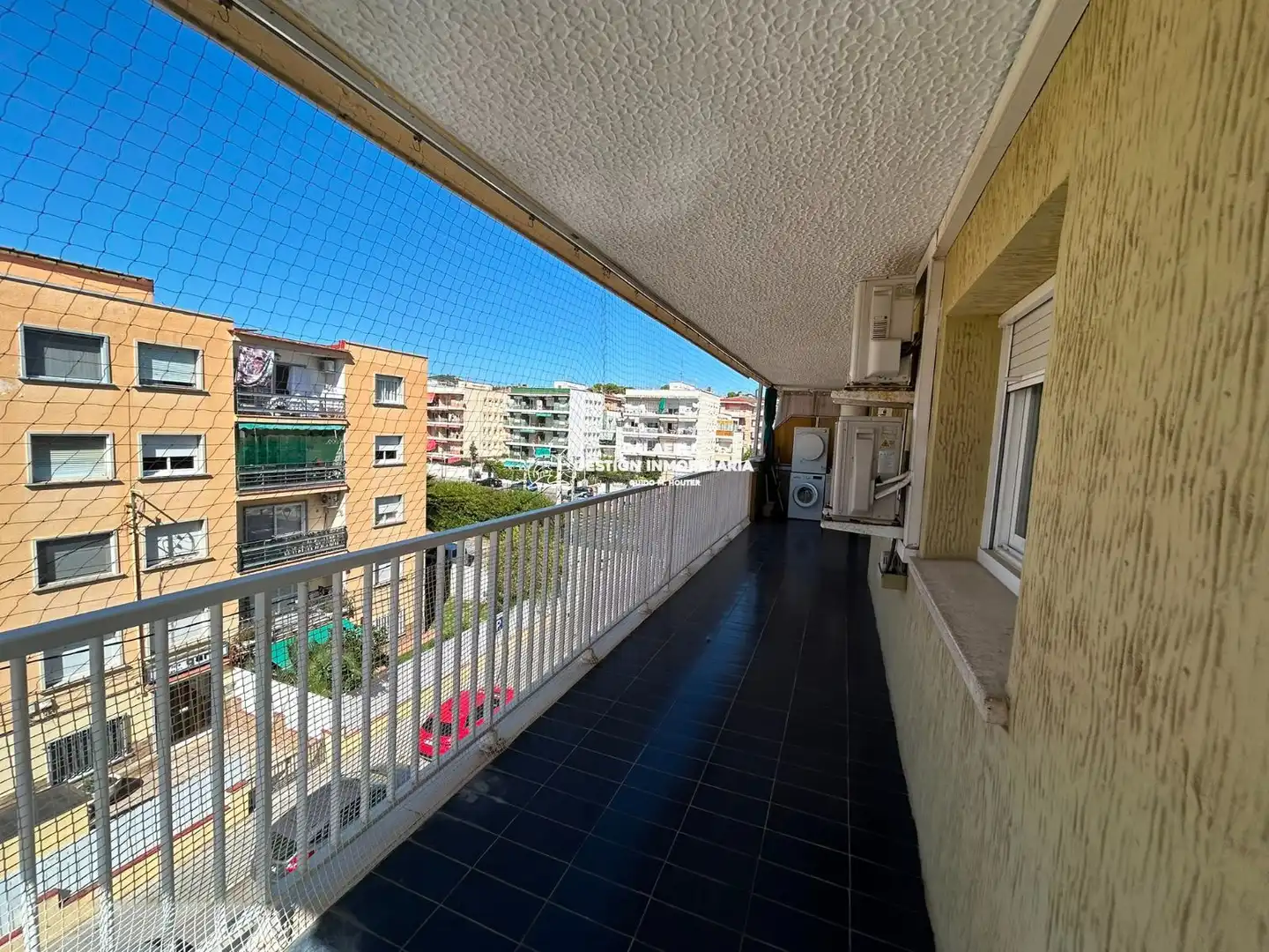 Piso con ascensor en venta en Lluis Companys, imagen 4