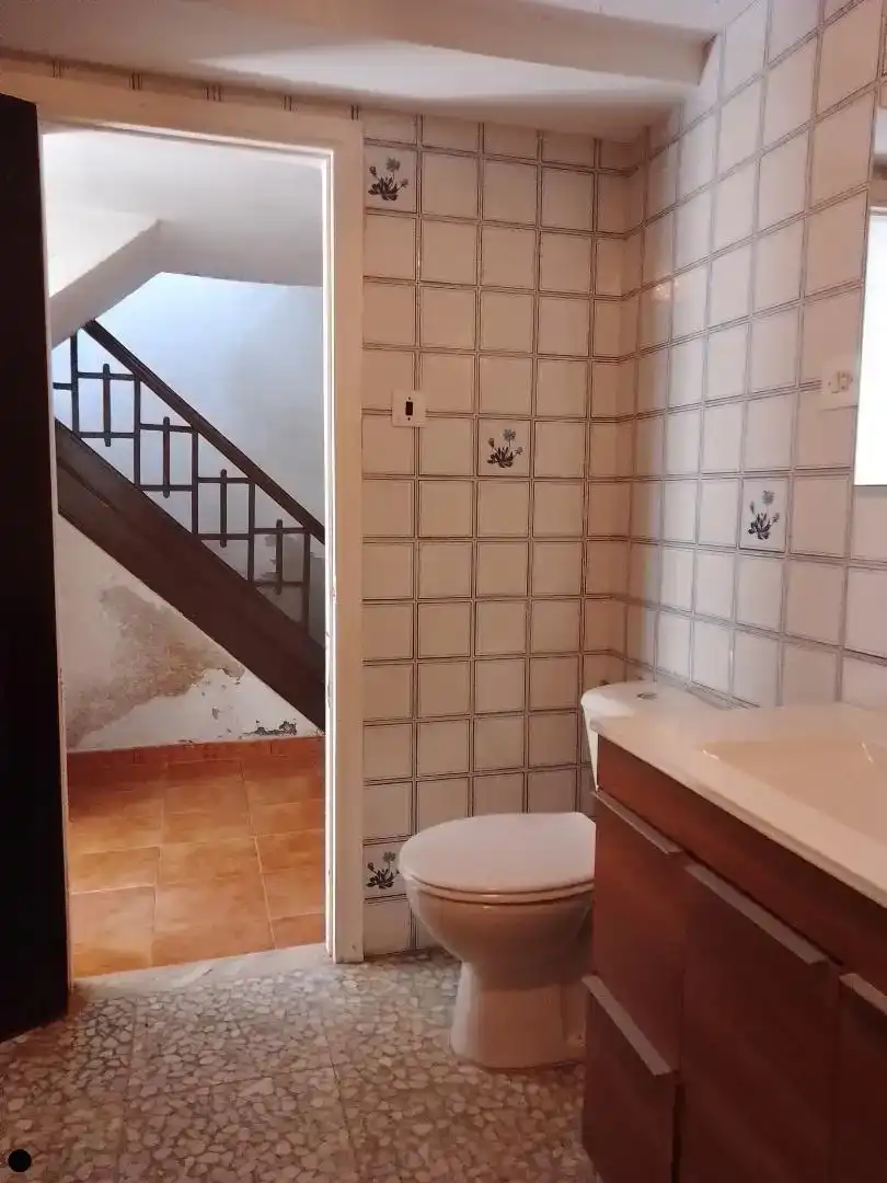 Baño de Casa adosada en venta en Bimenes con Jardín privado