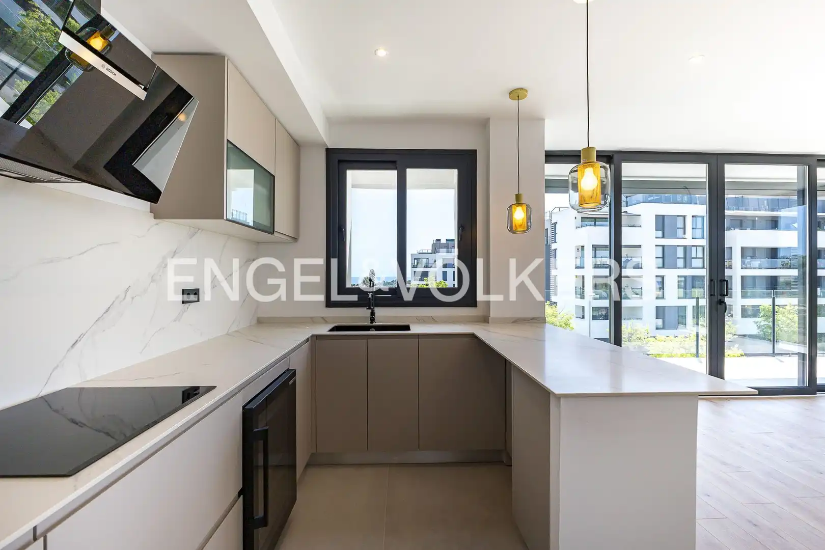 Kitchen of Flat for rent in Vilanova i la Geltrú  with Air Conditioner, Heating and Terrace