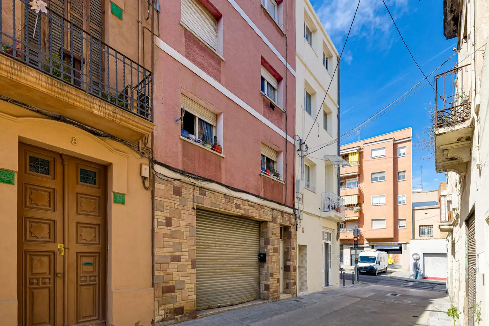 Vista exterior de Edificio en venta en Santa Coloma de Gramenet