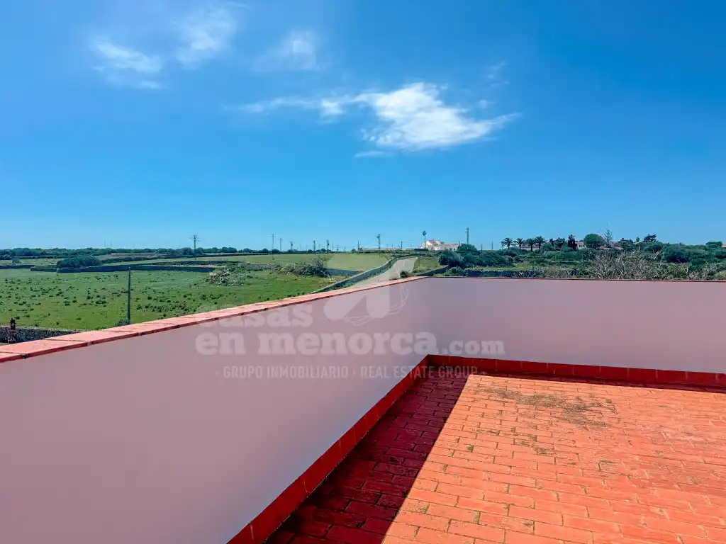 Außenansicht von Wohnung zum Verkauf in Es Castell mit Terrasse