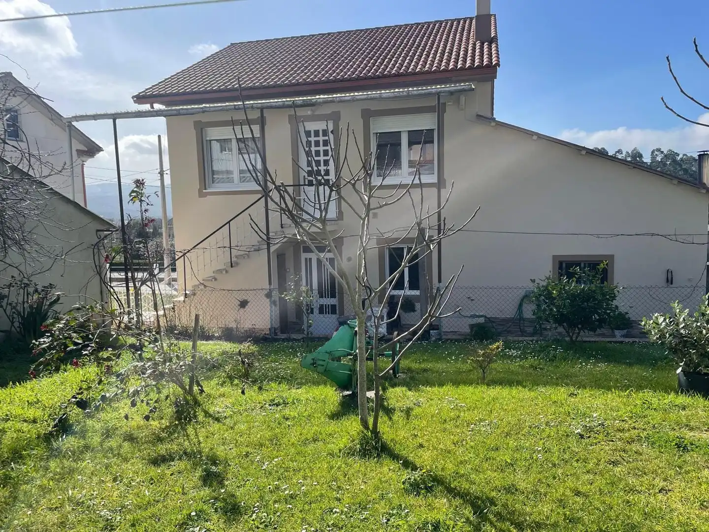 Außenansicht von Country house zum Verkauf in Narón mit Heizung, Privatgarten und Abstellraum