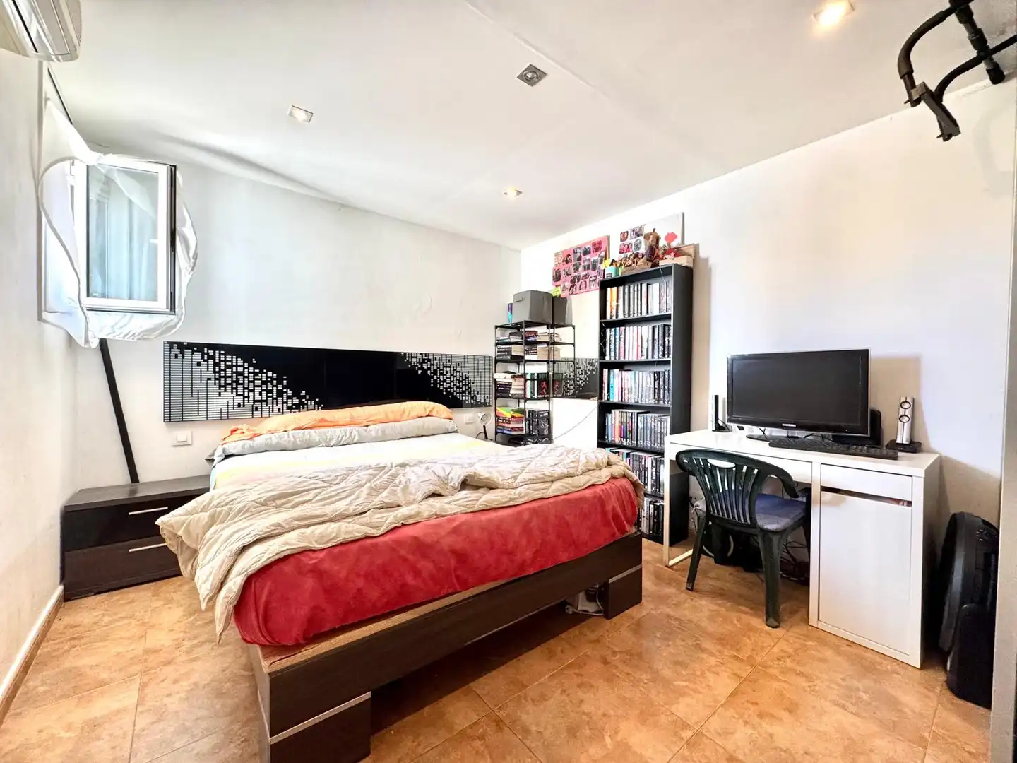 Bedroom of Attic for sale in Mataró  with Air Conditioner, Heating and Terrace