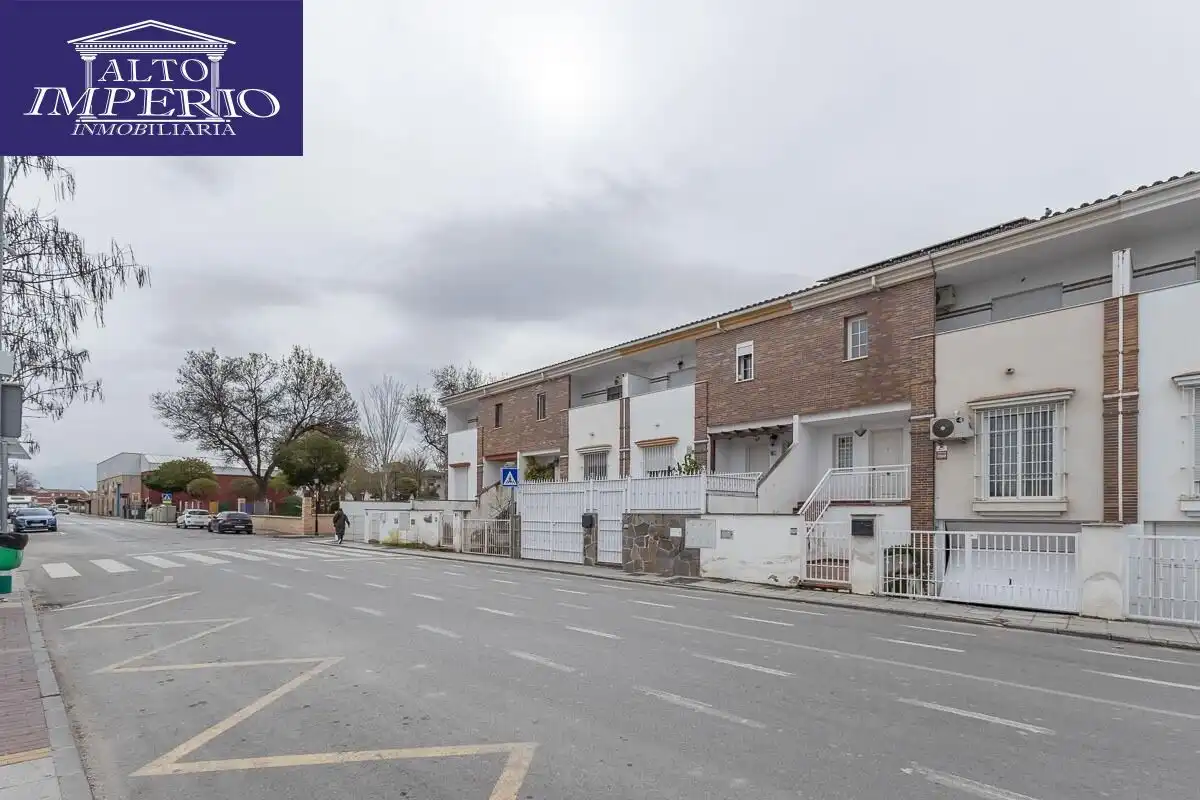 Adossat amb terrassa en venda a Belicena, imagen 31